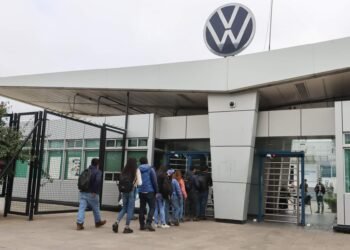 Puebla busca nuevos mercados ante afectaciones en VW y AUDI por aranceles