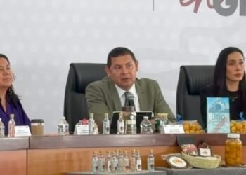 Armenta viajará a Estados Unidos para reinaugurar Casas de Representación