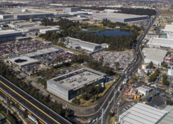 Analizan ampliar zonas industriales a Ahuazotepec y Serdán para empresas logísticas