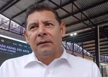 Armenta exige a gabinete trabajo en campo y advierte salida de no cumplir
