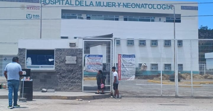 CNDH exhibe fallas en atención médica tras muerte de mujer indígena en Tehuacán