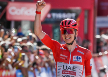 Tadej Pogacar se lleva la cuarta etapa de la Vuelta a España
