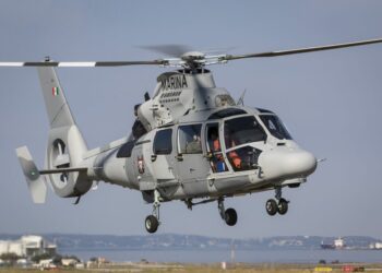 Helicóptero de la Marina aterriza de emergencia en Jalisco; hay 3 heridos