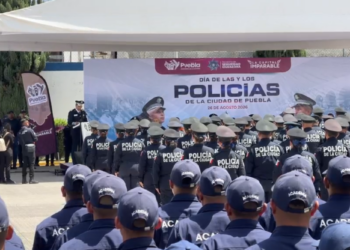 Reconocen entrega y valor de la policía municipal en Puebla: otorgan 119 ascensos y 21 condecoraciones