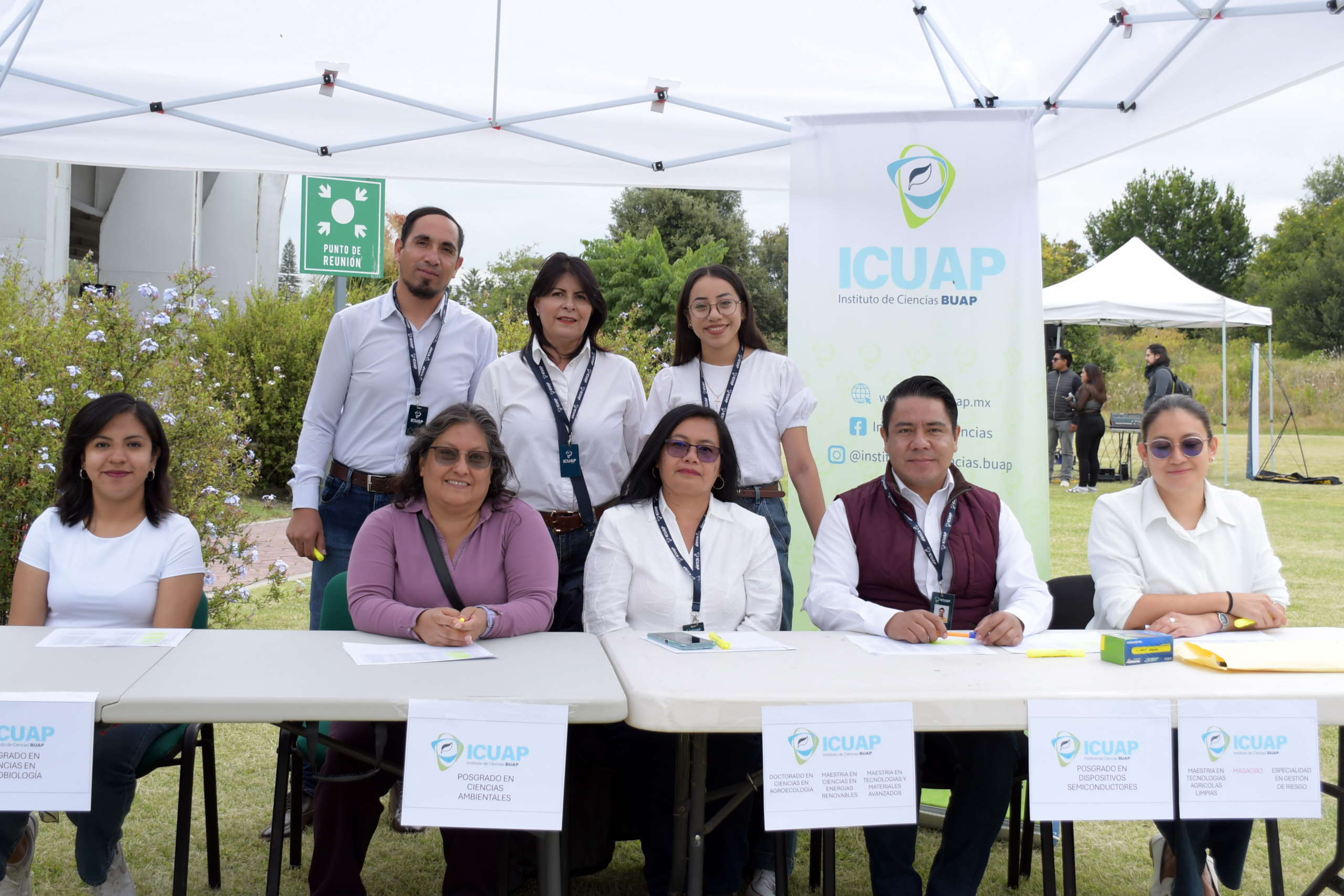 ICUAP recibe a estudiantes de posgrado y destaca su impulso a la investigación