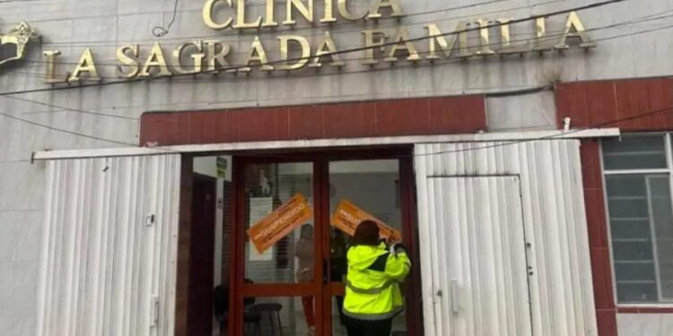 Clausuran Sanatorio La Sagrada Familia tras muerte de menor en Cholula
