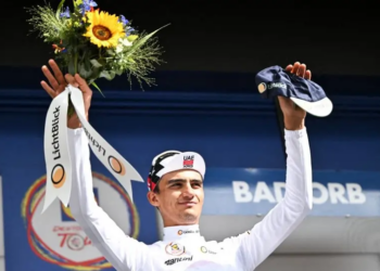 Isaac del Toro gana prólogo y es líder de la Vuelta a Alemania
