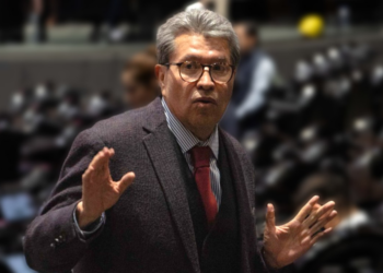 México enfrenta un problema de ingresos, dice Monreal de cara a la integración del presupuesto 2027