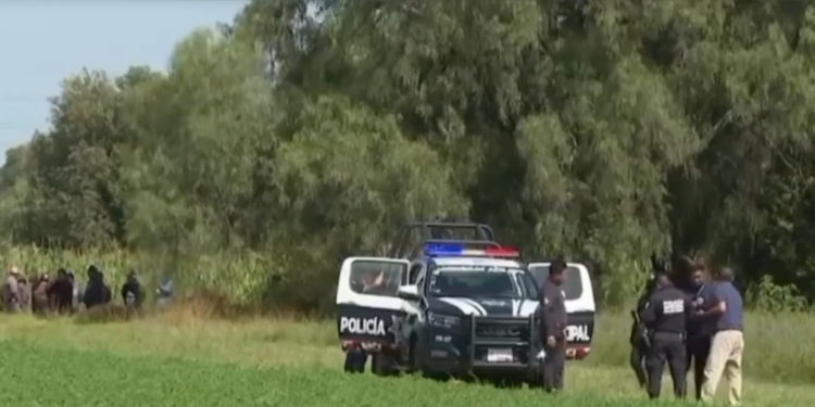 Hallan cuerpo decapitado en terrenos de cultivo en Huejotzingo