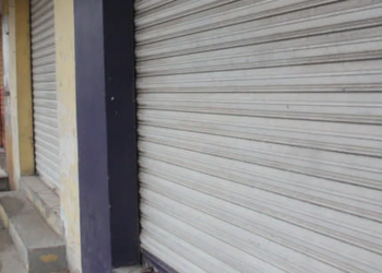 Cierran definitivamente más de 200 comercios en el Centro Histórico por bajas ventas y comercio informal