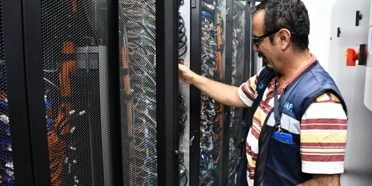 Invertirá BUAP en tecnología de conectividad: va por 475 equipos de red para expandir sus instalaciones