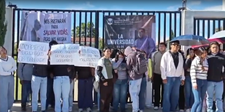 Estudiantes mantienen paro en Universidad del Bienestar de Chiautzingo