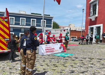 Simulacro por sismo de 7.7 moviliza a 1.5 millones de personas en Puebla 