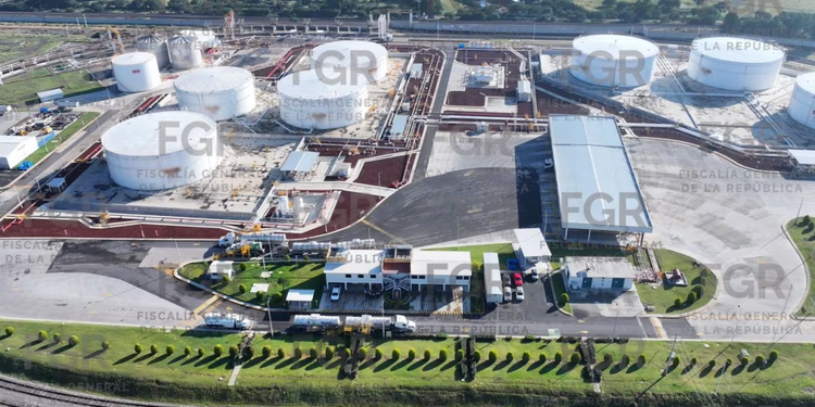 FGR aún investiga origen de los 59 millones de litros asegurados en Guanajuato