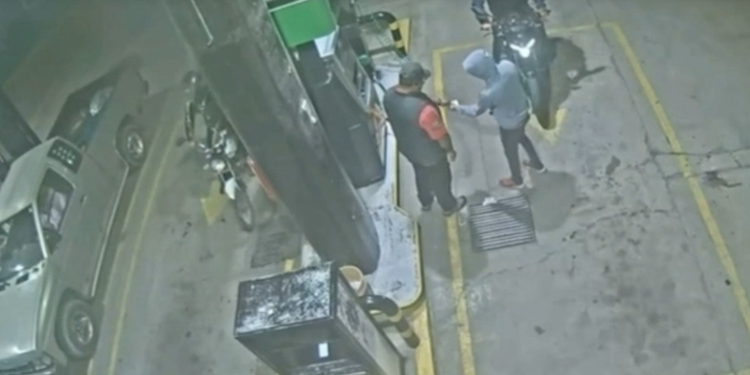 Captan asalto armado en gasolinera Los Pinos de San Martín Texmelucan