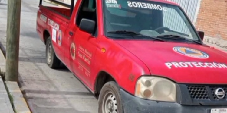 Fuga de gas moviliza a bomberos en vivienda de San Martín Texmelucan
