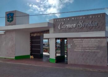 Brenda Nájera deja dirección de Normal de Tételes y vuelva a las aulas
