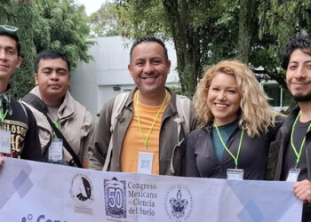 Evalúan estudiantes de todo el país los suelos en Puebla