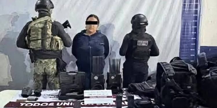 Cateo en San Lucas El Grande deja una detenida y vehículos robados asegurados