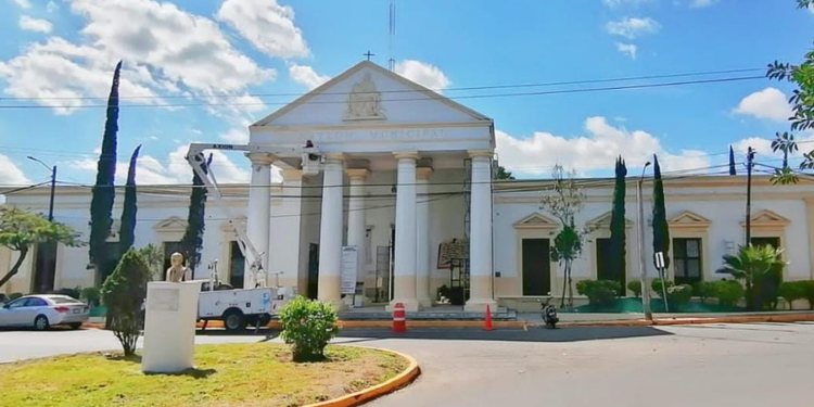 Tehuacán prepara operativo en siete panteones por Día de Muertos