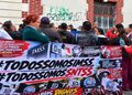 Trabajadores del IMSS Puebla exigen aumento salarial de 10%