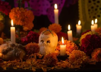 Aumentan hasta un 4% los incendios en viviendas por ofrendas en temporada de Día de Muertos