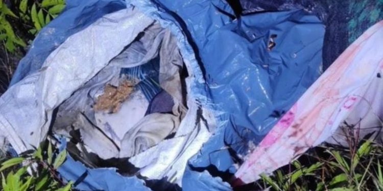 Localizan cuerpo en descomposición junto al Periférico Ecológico en Puebla 