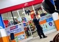 Roban a mano armada tienda 24 horas en San Martín Texmelucan
